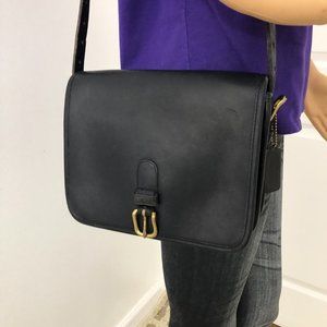 Vintage Coach black Thick Leather Saddle Crossbody Shoulder Bag Hippie NYC Cash